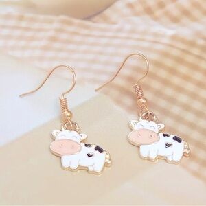 COW EARRINGS, NWT